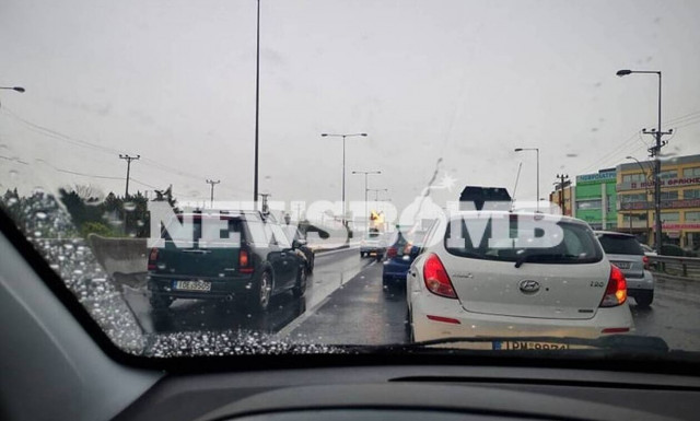 Κίνηση τώρα: Χάος στην Αθήνα - Δείτε ποιους δρόμους να αποφύγετε