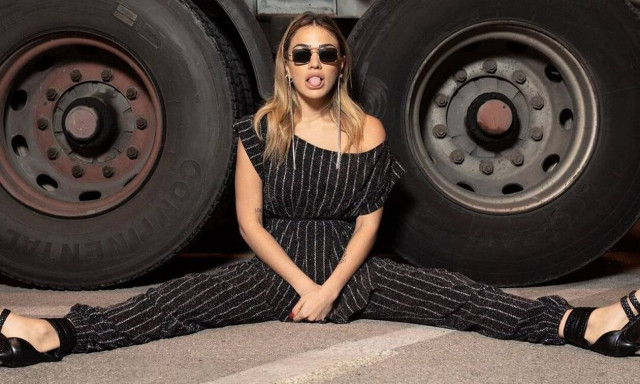 Παίκτρια του φετινού GNTM σε αισθησιακό βίντεο κλιπ της Κόννυ Μεταξά (photo)