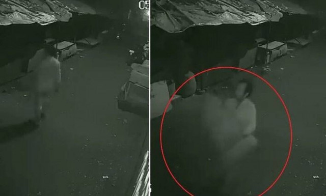 Κάμερα ασφαλείας τους έπιασε «στα πράσα» - Δεν θα πιστέψετε τι έκλεψαν (vid)