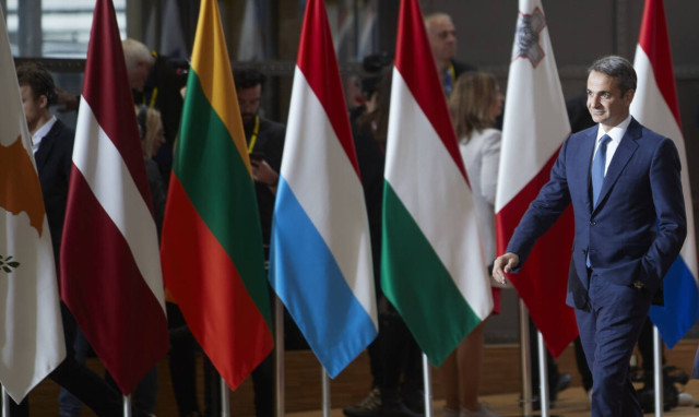 PM Mitsotakis in Brussels for European Council meeting