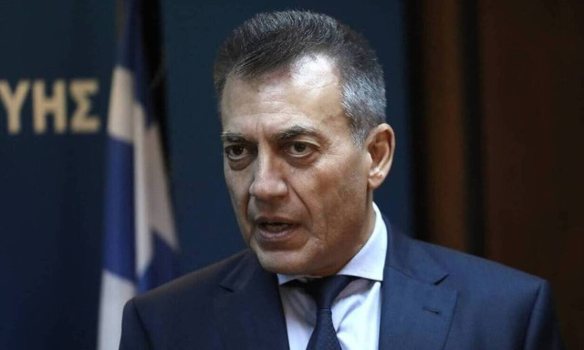 Labour Min Vroutsis: Demographic problem a «time bomb» for society