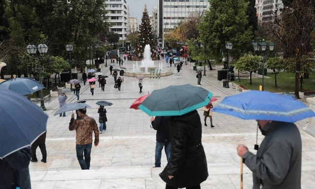 Καιρός: Μας… έπνιξε ο «Ετεοκλής»! Δείτε πού έβρεξε περισσότερο – Ανατροπή και… άνοιξη από βδομάδα