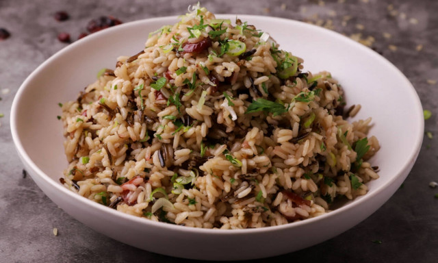 Η συνταγή της ημέρας: Χριστουγεννιάτικο ρύζι