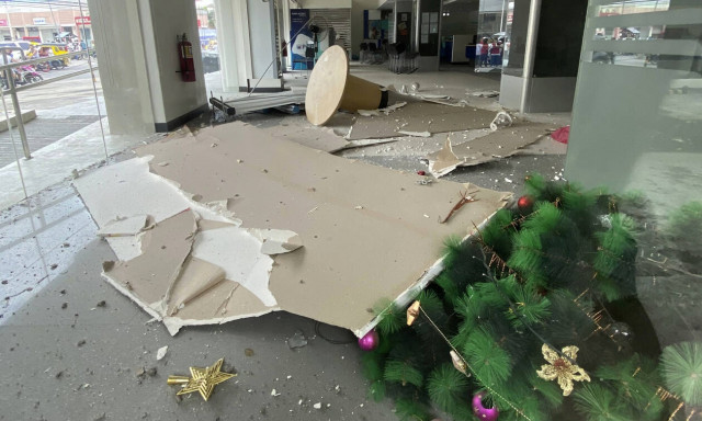 Εικόνες - σοκ στις Φιλιππίνες: Ένα παιδί νεκρό από τον ισχυρό σεισμό των 6,8 Ρίχτερ