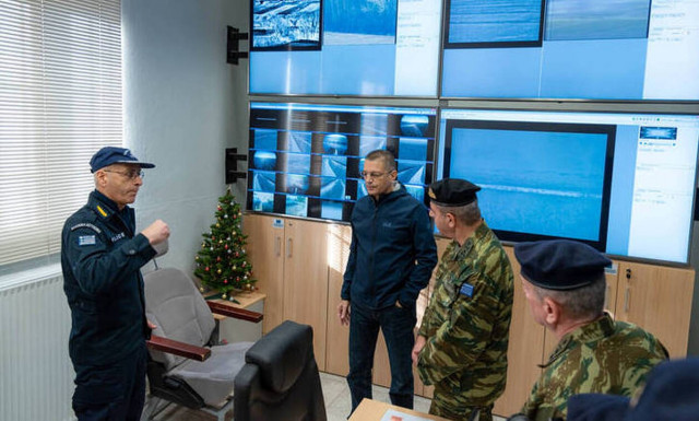 Προσφυγικό: Κοινές επιχειρήσεις από Στρατό και ΕΛ.ΑΣ. για τη φύλαξη του Έβρου