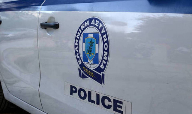 Περιστέρι : Έκρηξη σε είσοδο κτηρίου ασφαλιστικής εταιρείας 