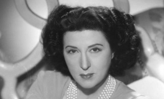 Σαν σήμερα το 1900 γεννήθηκε η Κατίνα Παξινού