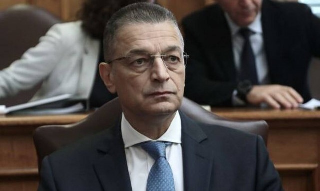 Νέα ερωτήματα για τα πτυχία υπουργού της ΝΔ - Στο στόχαστρο ο Αλκιβιάδης Στεφανής 