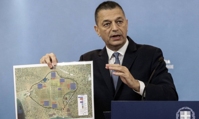 Αλκιβιάδης Στεφανής: Η λάσπη και οι αθλιότητες δεν με αγγίζουν