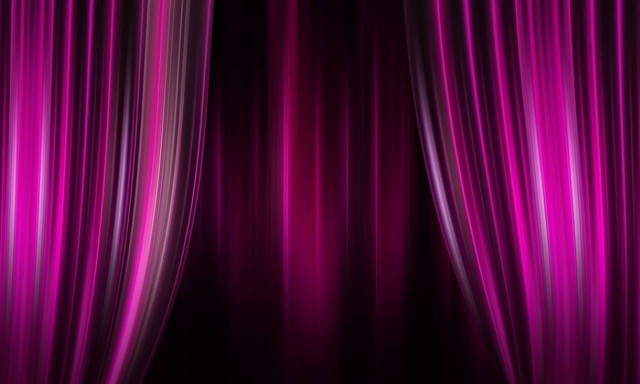 Ούρλιαζε από τον πόνο και έτρεχε γυμνή στο ιατρείο γνωστή ηθοποιός – Δείτε τι συνέβη (pics)