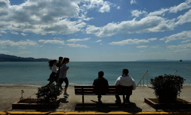 «Ανοιξιάτικος» καιρός… λίγο πριν τα Χριστούγεννα - Μέχρι 21 βαθμούς η Τετάρτη (pics)