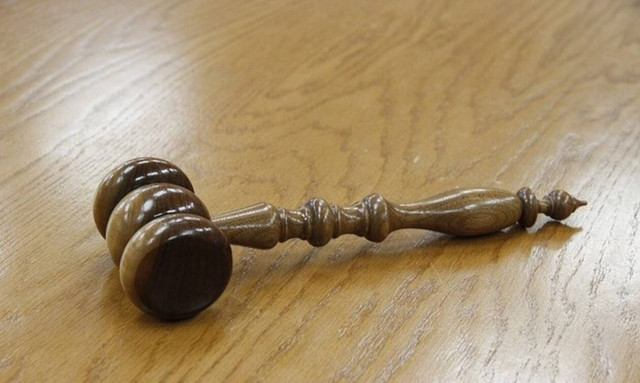 «Βόμβα» στη δίκη της Χρυσής Αυγής: Τη μετατροπή όλων των κατηγοριών σε πλημμέλημα ζητά η εισαγγελέας