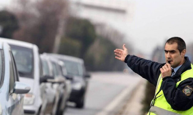 Έκτακτα μέτρα της Τροχαίας και «μυστικοί» αστυνομικοί – Ποιοι απαγορεύεται να κυκλοφορήσουν 