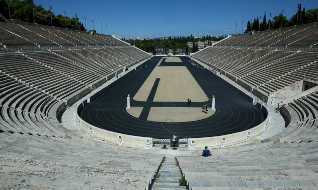 Μακάβριο εύρημα στο Καλλιμάρμαρο: 25χρονη καλλονή βρέθηκε κρεμασμένη με λουρί σκύλου
