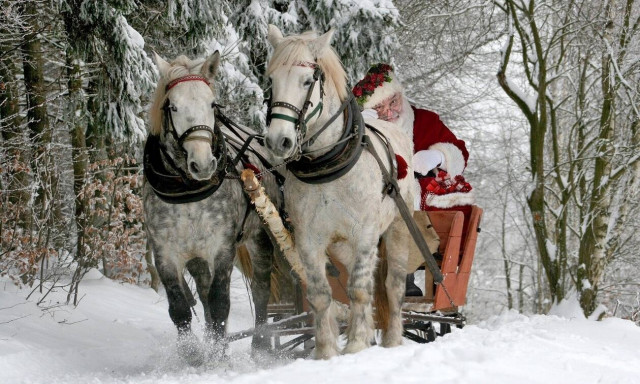«Υπάρχει Άγιος Βασίλης;»: Πώς λέμε την αλήθεια στα παιδιά (pics+vid)