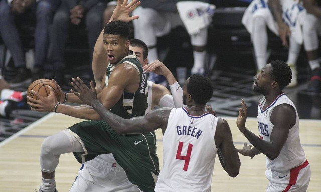 Θες να δεις τον Γιάννη και τους Μπακς από κοντά στο NBA Paris Game;