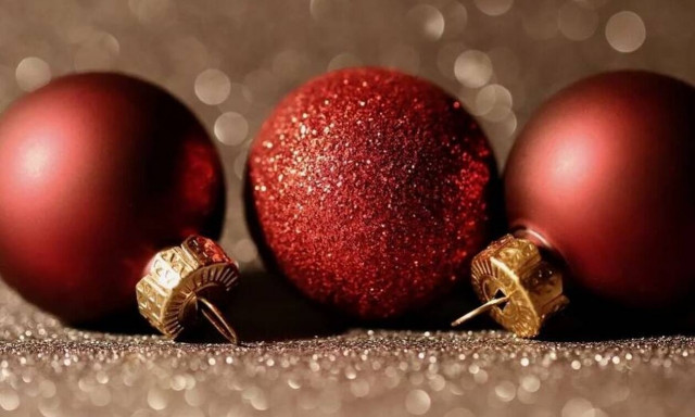 Επιχειρηματίας πλήρωσε κρυφά ληγμένους λογαριασμούς ρεύματος για δεκάδες οικογένειες (pics)