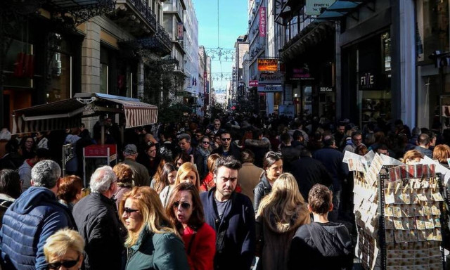 Εορταστικό ωράριο: Ανοιχτά αύριο Κυριακή τα καταστήματα -Δείτε τις ώρες