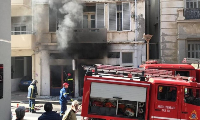 Ηράκλειο: Φωτιά σε συνεργείο  