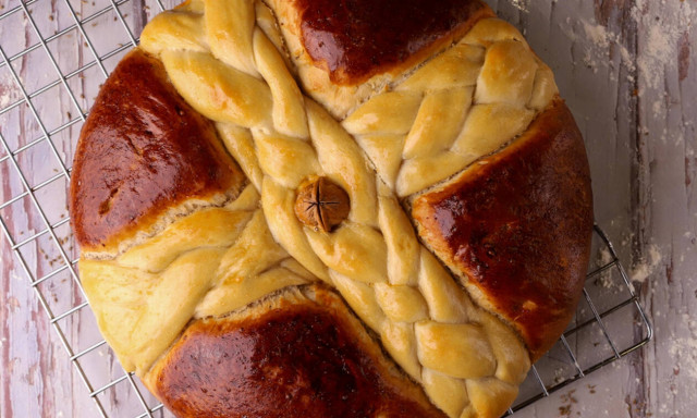 Η συνταγή της ημέρας: Χριστόψωμο