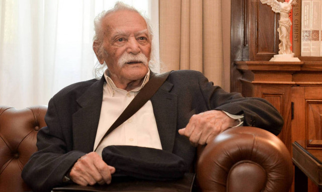 Veteran politician Manolis Glezos transferred to hospital