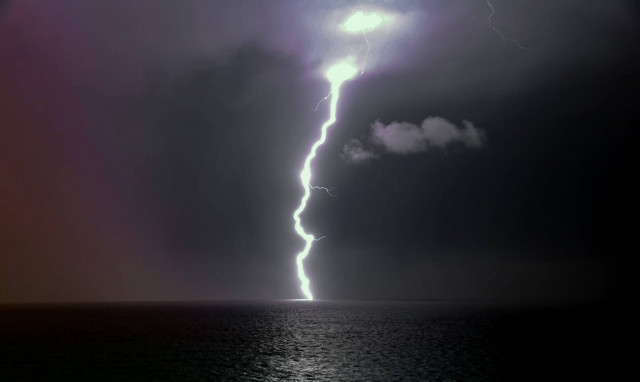 Καιρός: Αυτές τις περιοχές θα πλήξει η κακοκαιρία τις επόμενες ώρες - Ανατροπή τα Χριστούγεννα