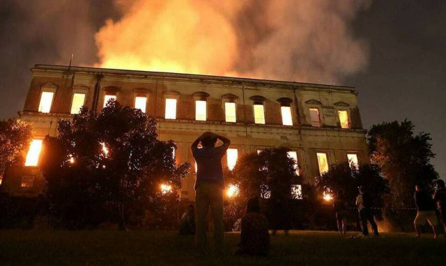 Παναγία των Παρισίων: Μετά από 217 χρόνια δεν θα γίνει χριστουγεννιάτικη λειτουργία