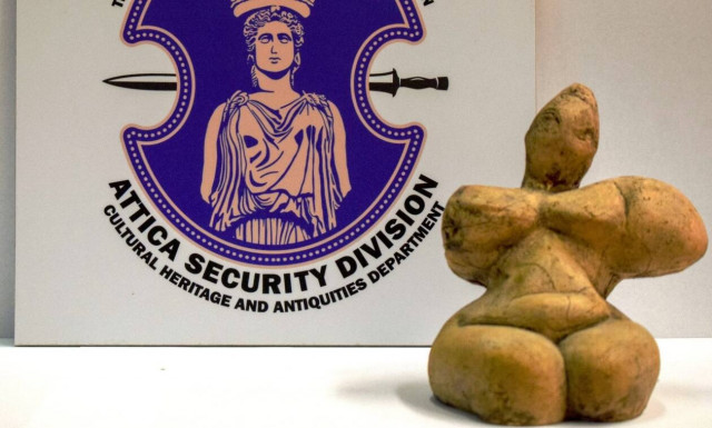 Νέα υπόθεση αρχαιοκαπηλίας: Γιατρός συνελήφθη με αρχαία αντικείμενα (pics)