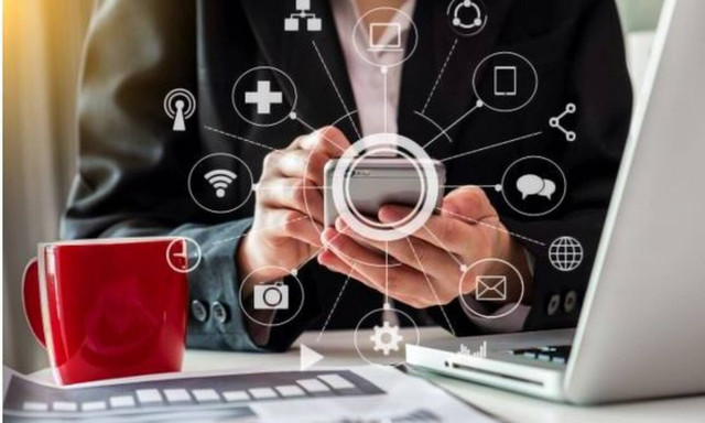 Οι έξυπνοι «βοηθοί εργασίας» που αλλάζουν το γραφείο