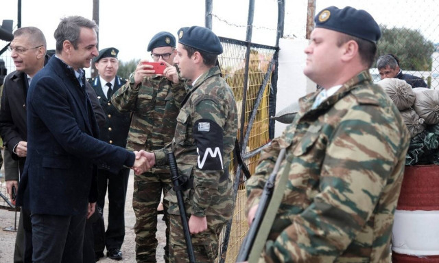 Μήνυμα Μητσοτάκη από την Κάσο: Θα υπερασπιστούμε την εθνική μας ακεραιότητα με κάθε μέσο