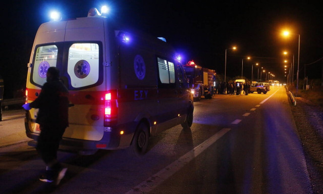 Τραγικό τροχαίο στην Πιερία: Αγροτικό συγκρούστηκε με λεωφορείο του ΚΤΕΛ