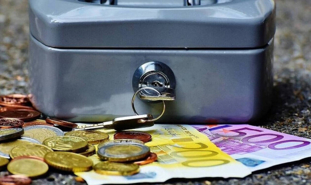 ΟΠΕΚΑ: Αυτά είναι τα 24 επιδόματα που θα δοθούν το 2020 