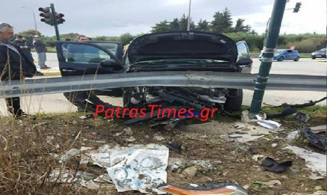 Ηλεία: Τροχαίο με εγκλωβισμό και τραυματία στην Πατρών - Πύργου 