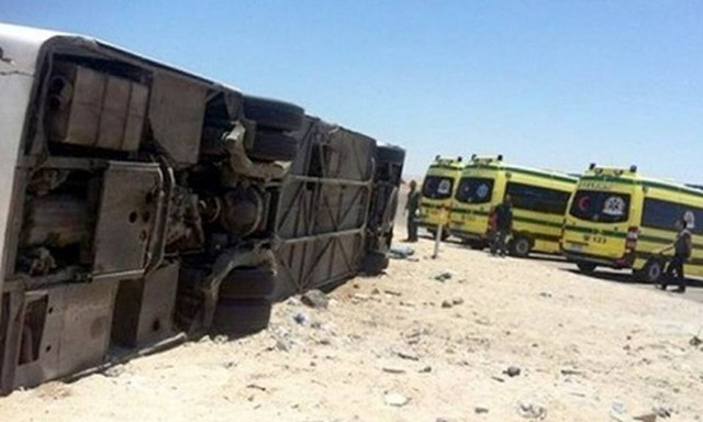 Θρήνος στην Αίγυπτο: 22 νεκροί σε φρικτό τροχαίο