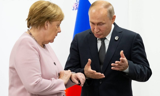 Τηλεφωνική επικοινωνία Πούτιν - Μέρκελ: Τι συζήτησαν