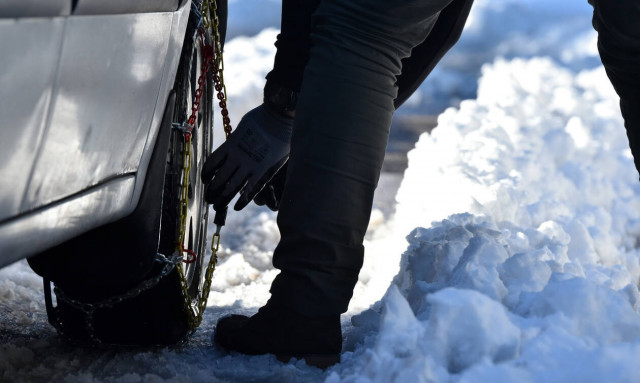 Έκτακτο δελτίο ΕΜΥ - Αυτοί οι δρόμοι είναι κλειστοί λόγω... Ζηνοβίας - Πού χρειάζονται αλυσίδες