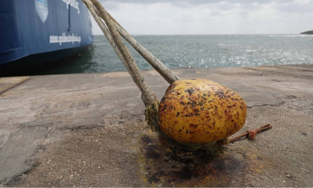 Απαγορευτικό απόπλου: Σε ποια λιμάνια είναι δεμένα τα πλοία λόγω της κακοκαιρίας