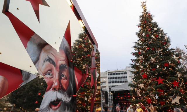 Spectacular New Year party to usher in 2020 in Athens