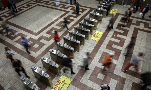 Μέσα Μαζικής Μεταφοράς: Πώς θα κινηθούν παραμονή και ανήμερα Πρωτοχρονιάς