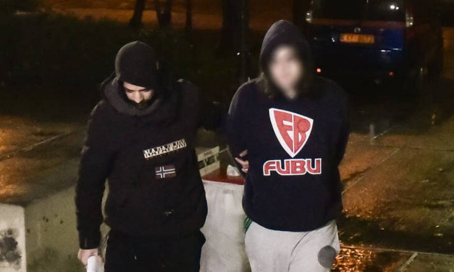 «Κοιμόταν και τον χτύπησα με μπαλτά»: Νέες αποκαλύψεις για το φρικιαστικό έγκλημα στα Πετράλωνα 