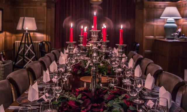 9 πράγματα που πρέπει να κάνεις για να προετοιμάσεις το σπίτι σου πριν το ρεβεγιόν της πρωτοχρονιάς