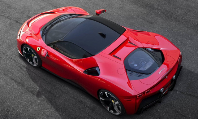 Δείτε στο βίντεο πως κατασκευάζεται η Ferrari SF90 Stradale