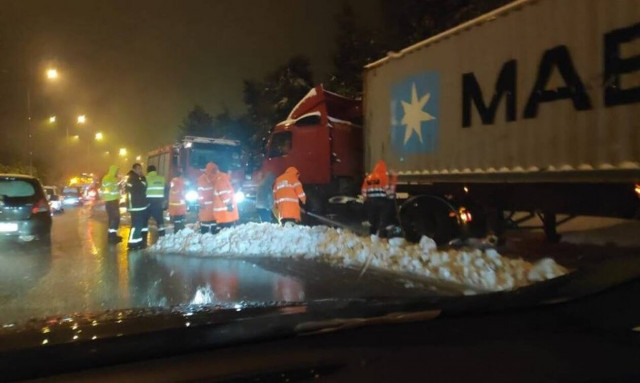 Καρατομήθηκε ο Διοικητής του Β' Τμήματος Αυτοκινητοδρόμων Αττικής μετά το χάος στην Αθηνών - Λαμίας