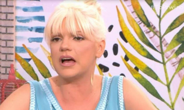 Η Σάσα Σταμάτη με τη Τζένη Κατσίγιαννη στο Cabana live stage