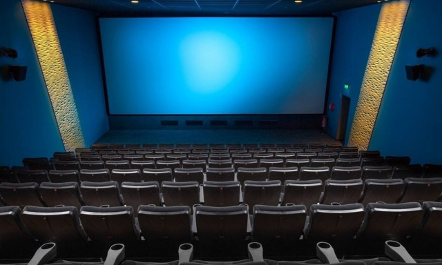 Τραγωδία: Νεκρός ο 20χρονος γιος πασίγνωστης σεναριογράφου (pics)