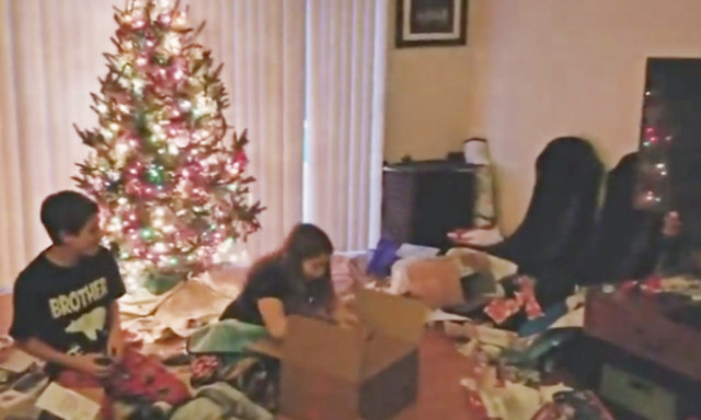 Έπαθαν αμόκ με το που είδαν το Χριστουγεννιάτικο δώρο τους