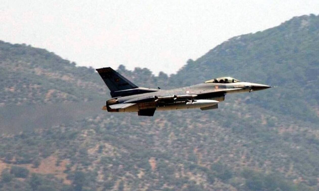Pair of Turkish fighter jets infringe Athens FIR, fly over Greek islands