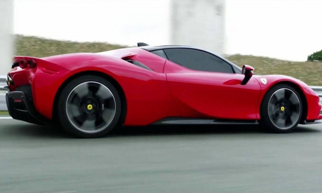Δείτε πως κατασκευάζεται η Ferrari SF90 Stradale