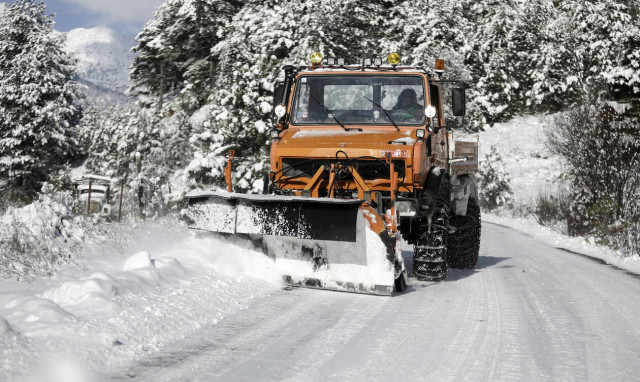 Μαγευτικό βίντεο με drone από την χιονισμένη Πάρθηνα: Στα λευκά το καταφύγιο στο Μπάφι