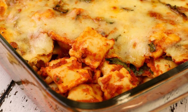 Ραβιόλι με σπανάκι στο φούρνο